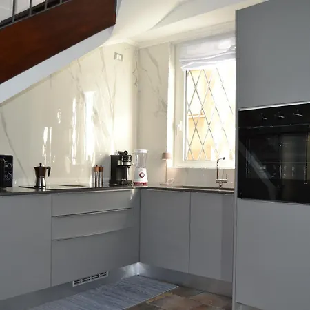 Jimbo's House - Comfort, Stile Ed Eleganza! Dongo