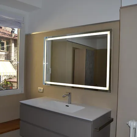 Jimbo's House - Comfort, Stile Ed Eleganza! Casa vacanze Dongo